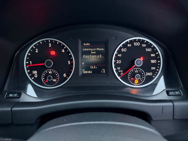 Volkswagen Tiguan Pan Roof Stunning NCT 379745274