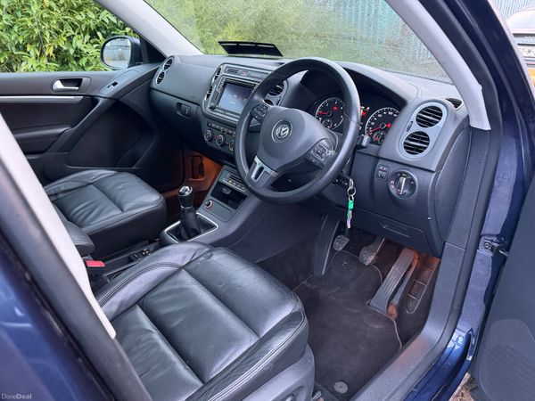 Volkswagen Tiguan Pan Roof Stunning NCT 379745276