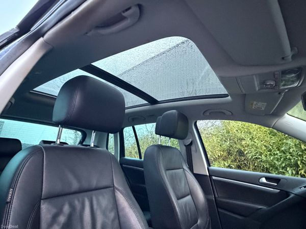 Volkswagen Tiguan Pan Roof Stunning NCT 379745280