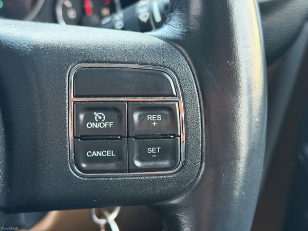 Jeep Wrangler 2014 379747846