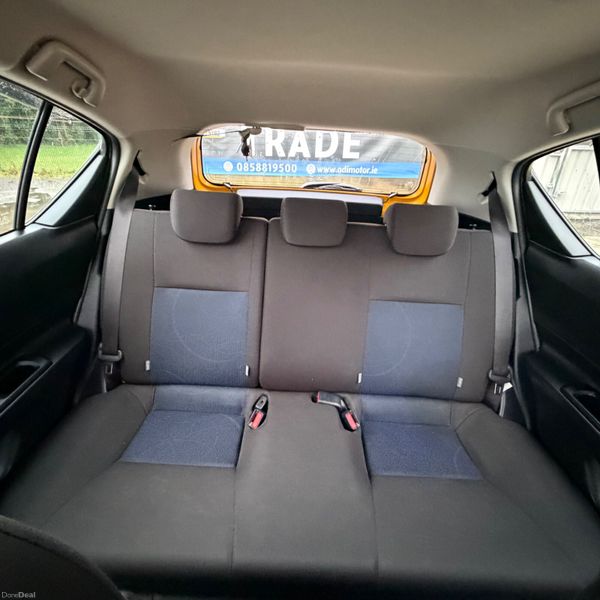 Toyota Aqua 2018 Hybrid 379759782