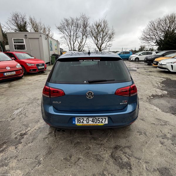 Volkswagen Golf 2016 Highline 379759920