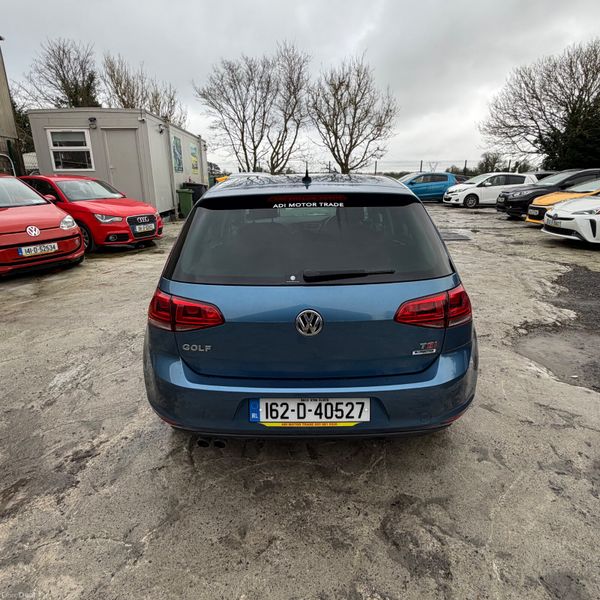 Volkswagen Golf 2016 Highline 379759926