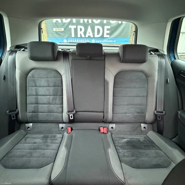 Volkswagen Golf 2016 Highline 379759936