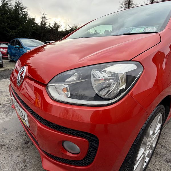 Volkswagen up! 2014 LOW Mileage 379760068