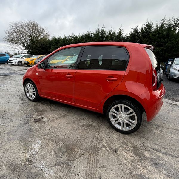 Volkswagen up! 2014 LOW Mileage 379760072