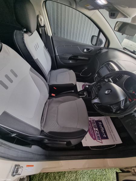 2014 Renault Captur Automatic 379724572