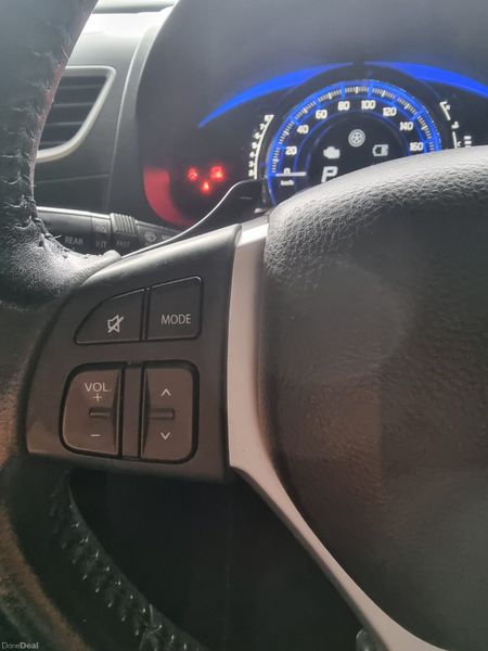 2014 Suzuki Swift Automaic 379727692