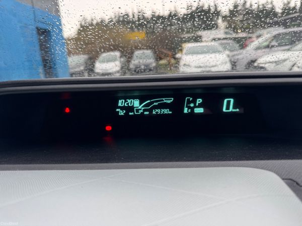 2014 Toyota Aqua Hybrid Automatic 379735662