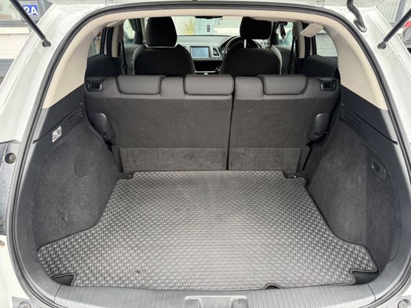 2019 Honda Vezel /HRV 1.5 Hybrid Automatic 379852484