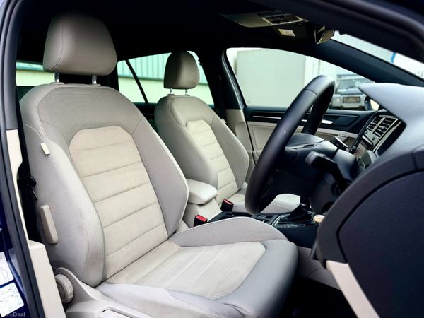 2018 Volkswagen Golf 1.6TDI Auto HIGHLINE 379855898