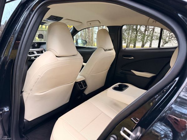 Lexus UX 2021 Luxury 379856936