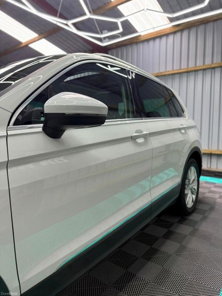 VW Tiguan 2020 (201) - Highline + Pano Sunroof! 379870204