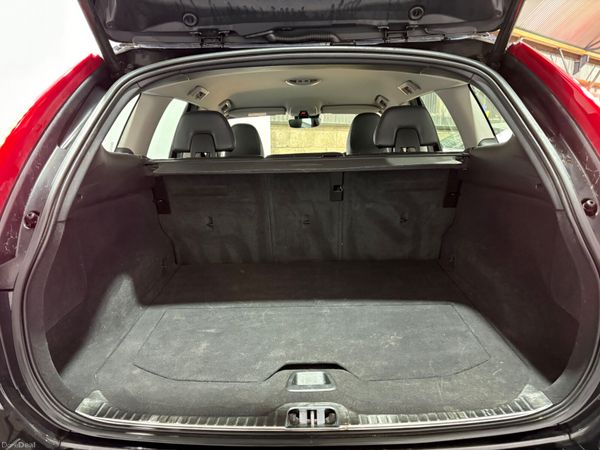 2017 Volvo XC60 D4 2.0 190 Bhp 379889184