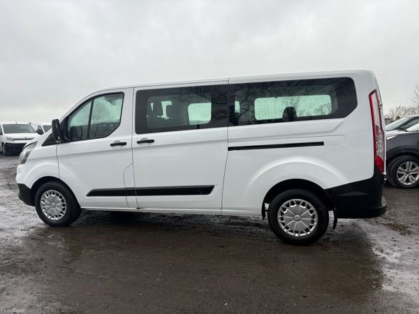 Ford Transit Custom 9 seater 379897174