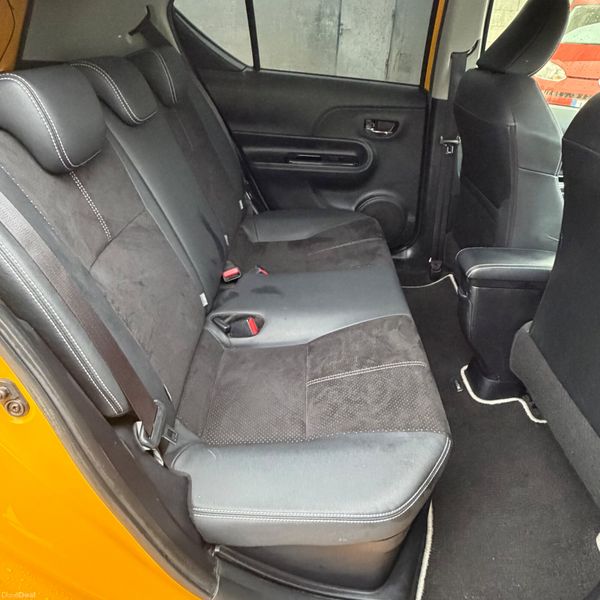 Toyota Aqua 2015 GG'S EDITION 379804398