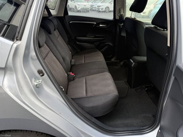 2019 Honda Fit 1.5 Hybrid Automatic 379807120