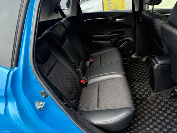 2016 Honda Fit 1.5 Petrol Hybrid Automatic 379809376