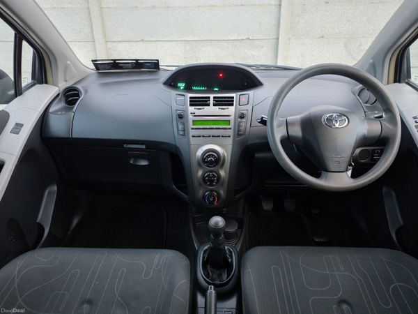 Toyota Yaris 1.0 VVT-i Terra NCT 07/26 TAX 05/26 379829422