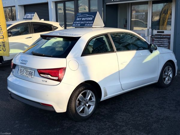 Audi A1 2016 379947296