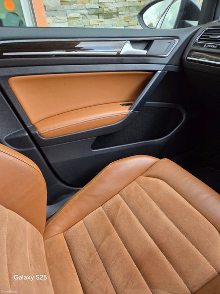 Volkswagen Golf 2015 379972308