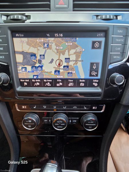 Volkswagen Golf 2015 379972318