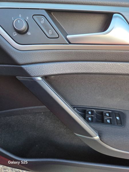 Volkswagen Golf 2017 1.2tsi comfort line 379973136