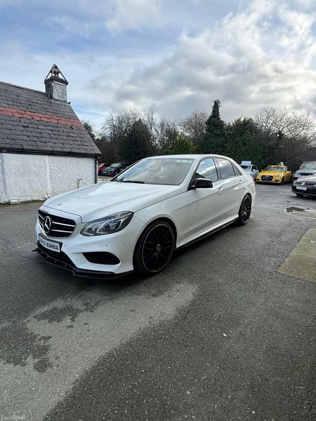 Mercedes-Benz E-Class 2015 379977836