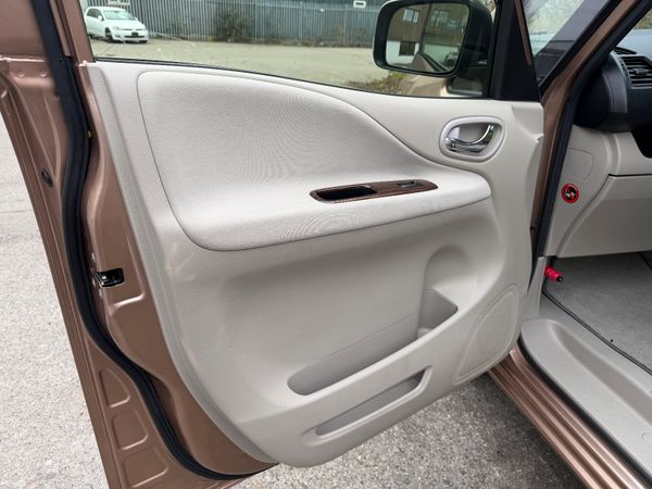 Nissan Serena 8 Seater Auto Self Charging Hybrid 379986348