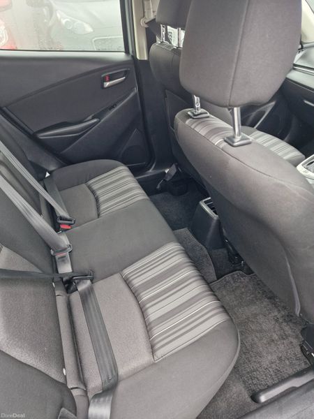 Mazda Demio Automatic 2017 379988144