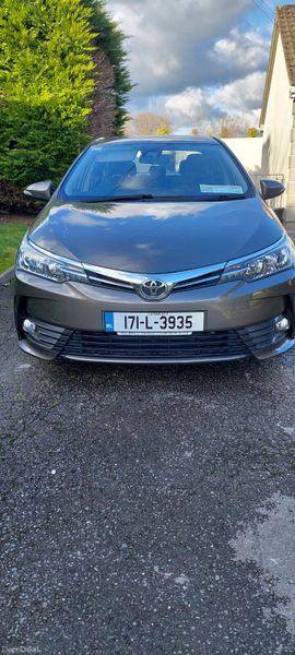 Toyota Corolla 2017. Petrol. Luna Model 379914122