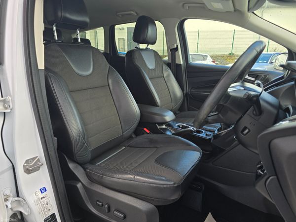 FORD KUGA 2016 HIGH SPEC TITANIUM MODEL 380047934