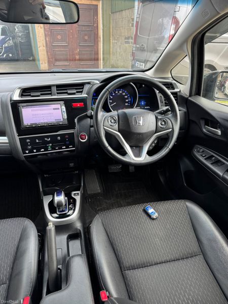 HONDA FIT 1.5L Hybrid Auto 2015 62000KM High Spec 380049532