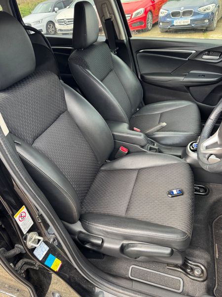 HONDA FIT 1.5L Hybrid Auto 2015 62000KM High Spec 380049536