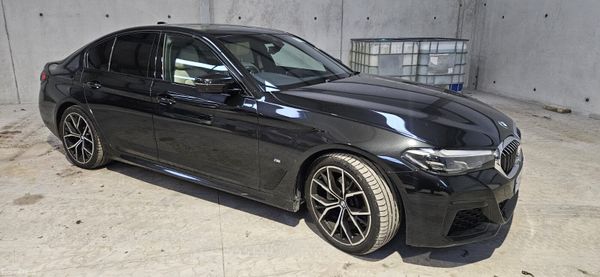 BMW 5-Series 2023 380052476