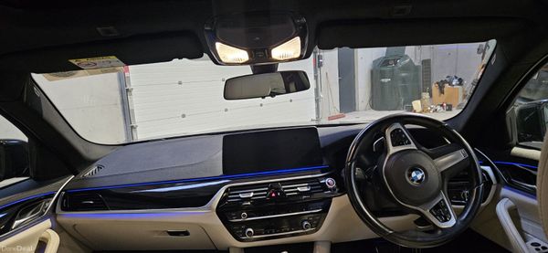 BMW 5-Series 2023 380052478