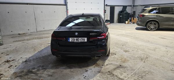 BMW 5-Series 2023 380052480