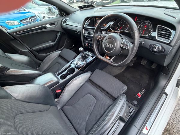 142 AUDI A4 2.0TDI 150 S-LINE - BLACK EDITION 380053304