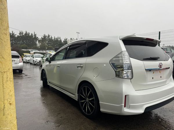 2014 Toyota Prius 1.8 Hybrid Automatic 7 seats 380097780