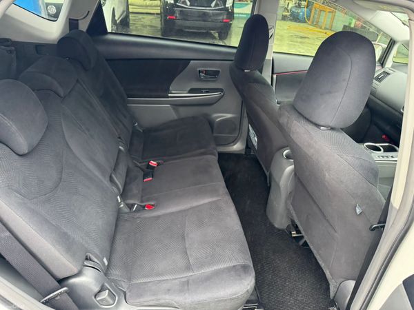 2014 Toyota Prius 1.8 Hybrid Automatic 7 seats 380097702