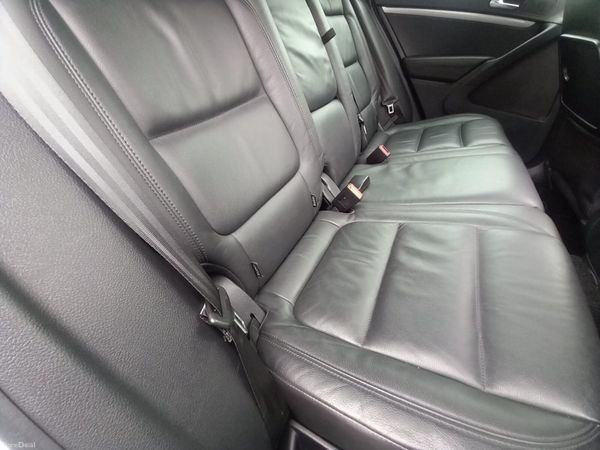 2016 VW Tiguan 1.4 TSI DSG – R Line  | 380023460