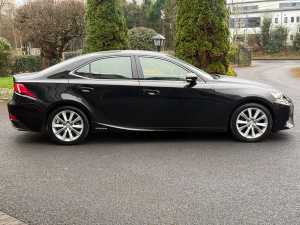 Immaculate 151 Lexus IS300h! 380029726