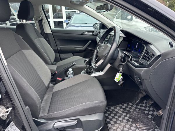 231 Volkswagen Polo 1.0 380034064