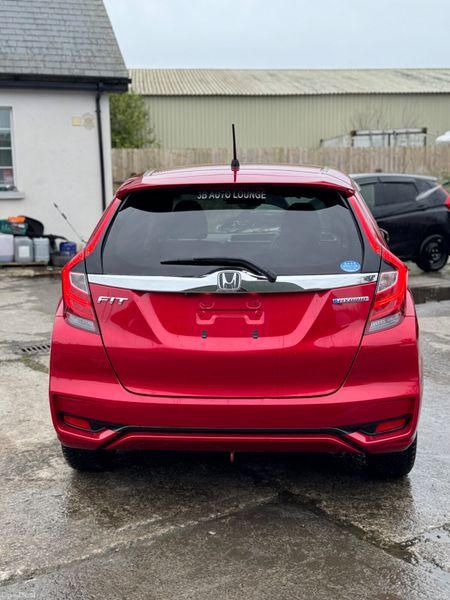 HONDA FIT HYBRID 2018 60000 KM 2 keys High Spec 380037676