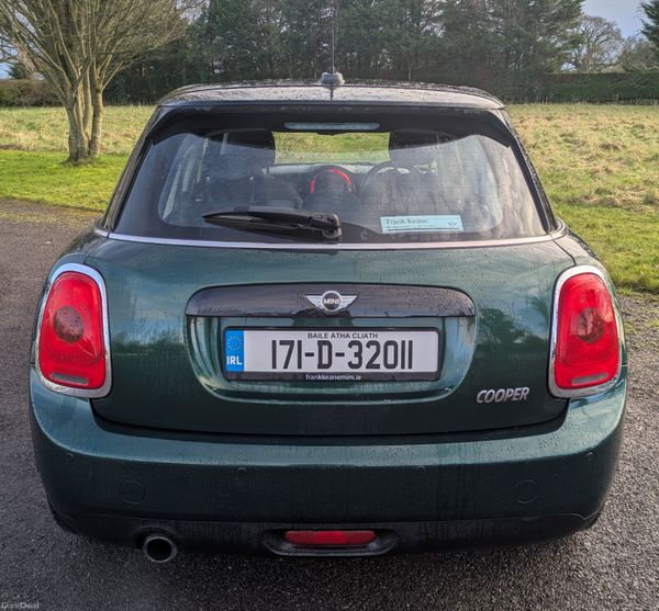 MINI COOPER BI-TONE GREEN WITH BLACK ROOF 380141896