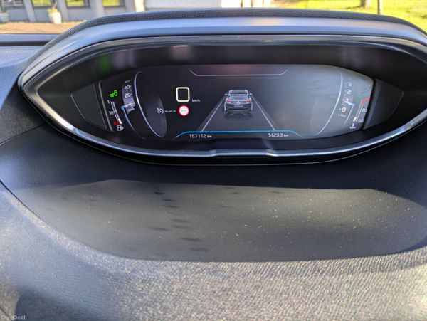 PEUGEOT 3008 1.2 PureTech Allure NCT 01/27 380149180