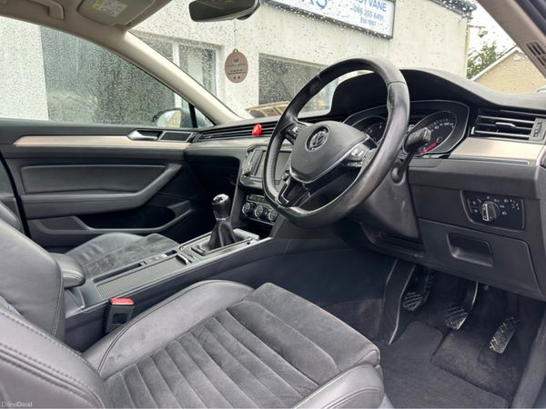 Volkswagen Passat HIGHLINE 1.6 TDI MANUAL 6SPEED F 380169060