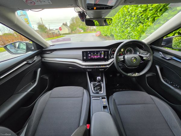 2022 Skoda Octavia Ambiente 2.0 TDI Estate 380180210