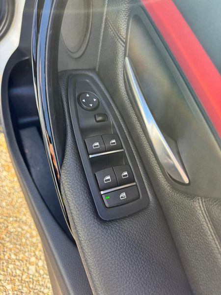 BMW 318 D 2017 SPORT AUTO MEGA SPEC 380182710