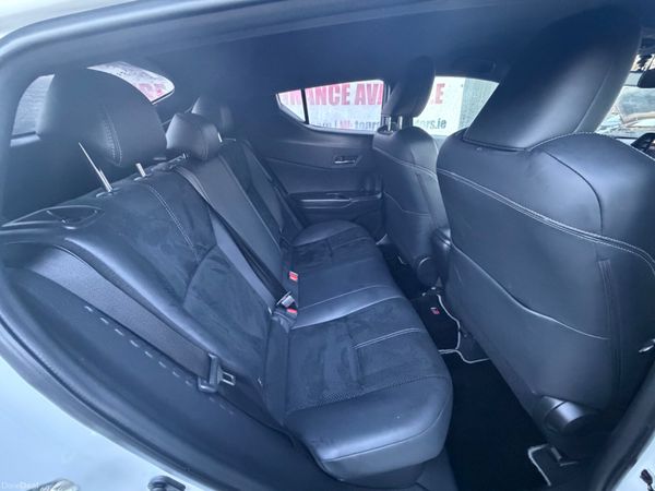 Toyota C-HR 2023 GR package 380276694